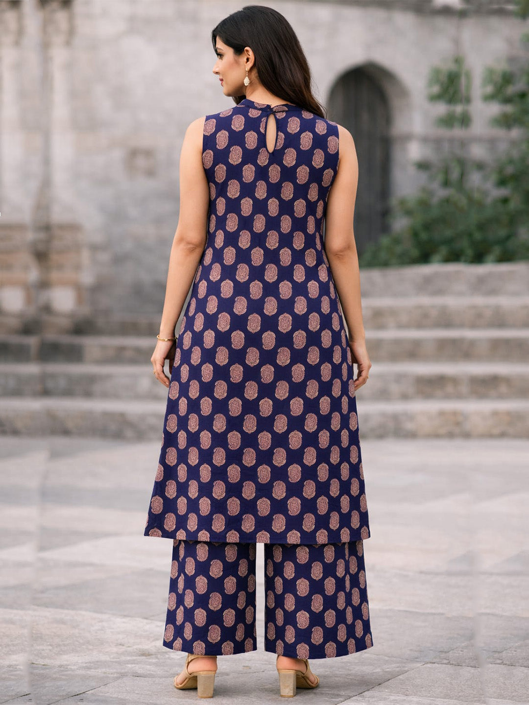 Blue Paisley Printed Cotton Co-Ord Set | Halter Neck Kurti with Straight Pants