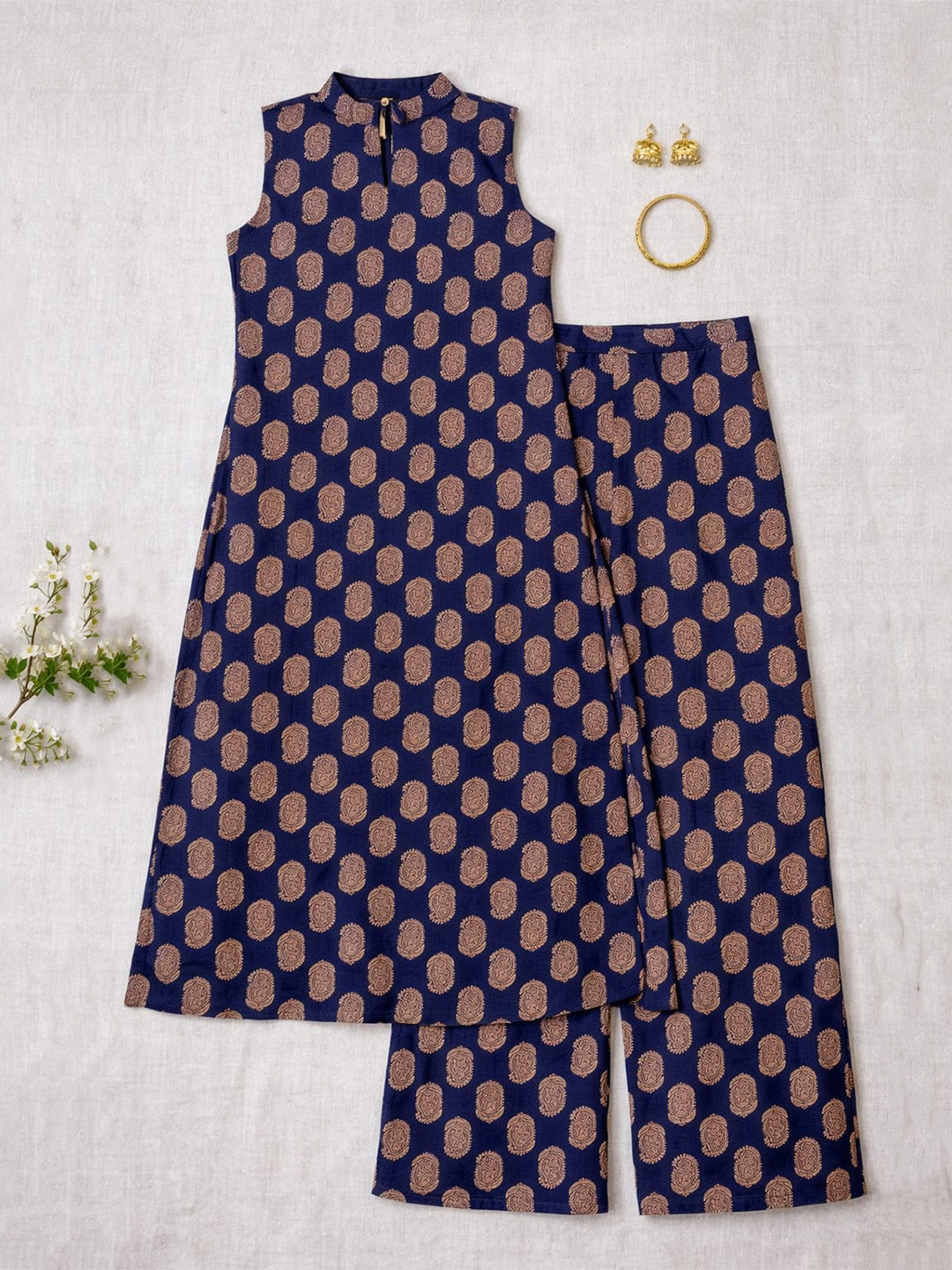 Blue Paisley Printed Cotton Co-Ord Set | Halter Neck Kurti with Straight Pants